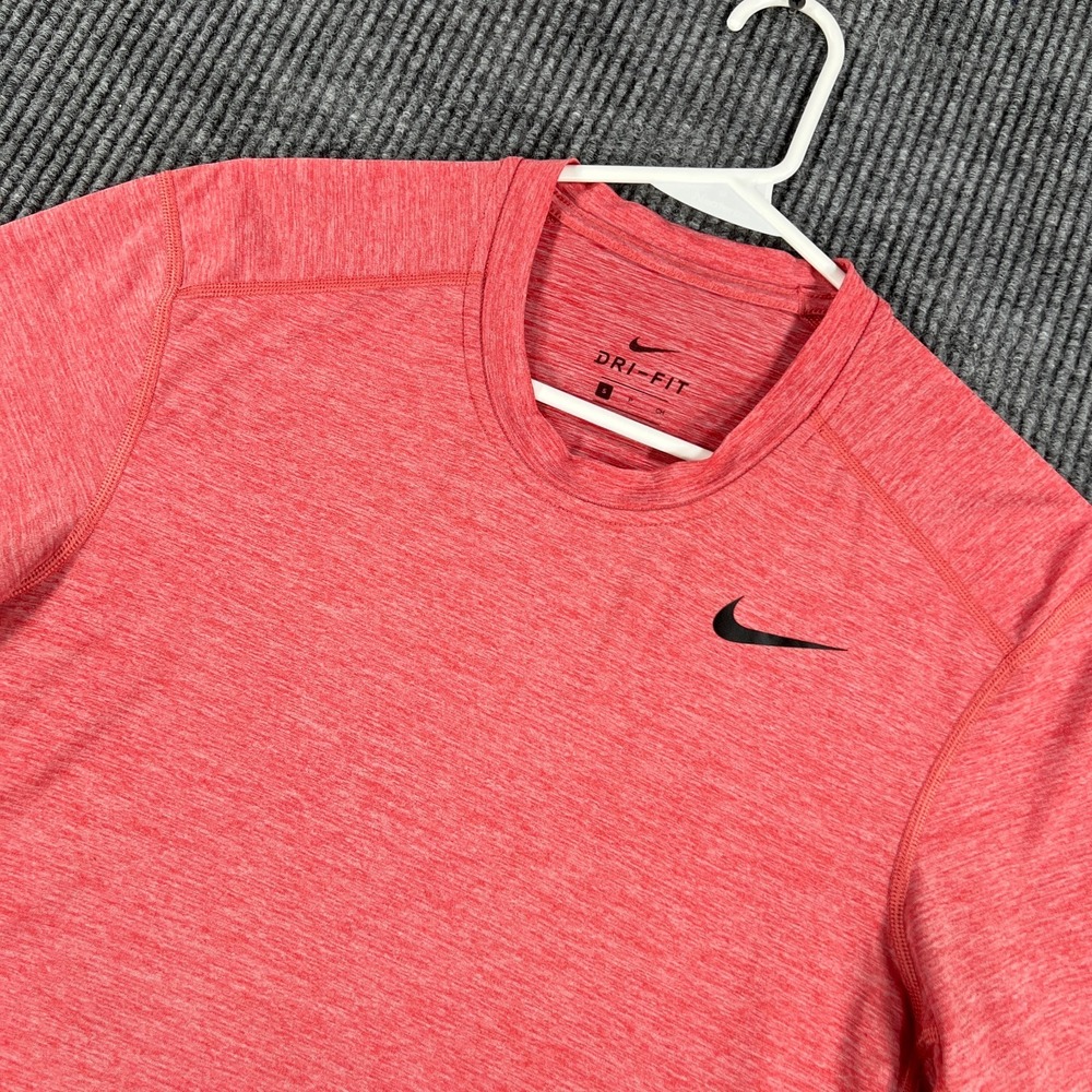 Nike Shirt Mens Small Red Short Sleeve Dri Fit Workout Active Fitted Gym Lift